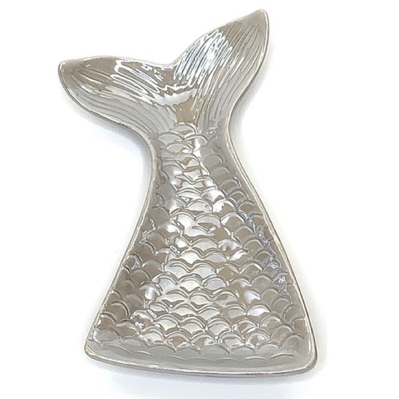 Pearlized Ceramic Mermaid Tail Decor Dish NWT - Picture 5 of 5